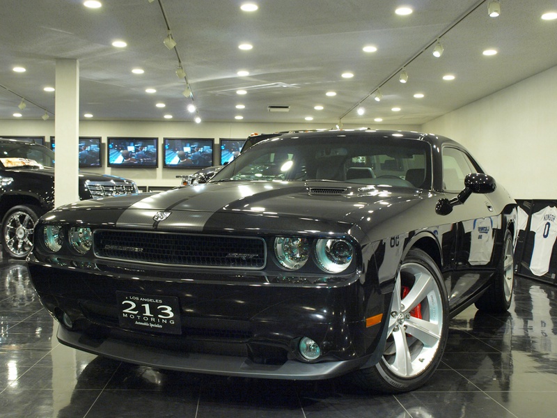 ダッジ チャレンジャー SRT8 自社輸入実走行証明書付 6.1L 世界6400台限定 ファーストエディション |  輸入車専門店・アメ車・欧州車・逆輸入車 | キャルウイング (CALWING)