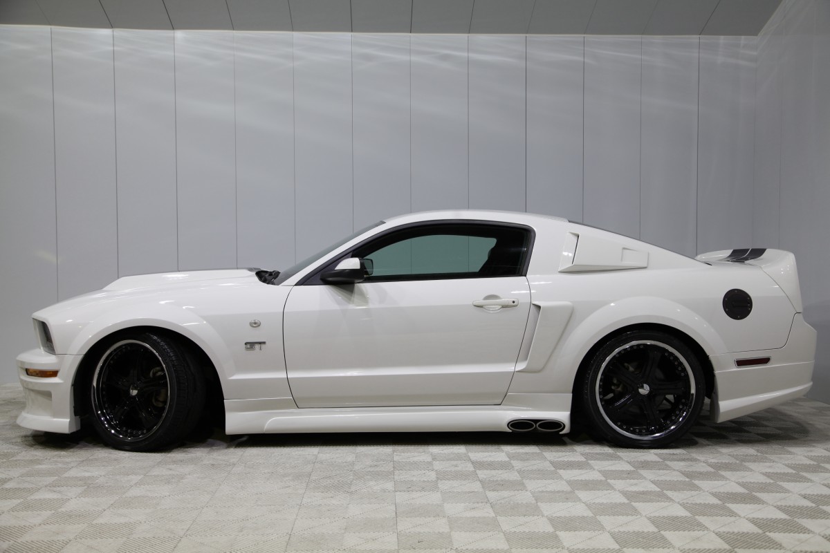 2007y フォード マスタング V8 GT プレミアム GT500Eエレノア仕様 ディーラー車 NO.2398 | 輸入車専門店・アメ車・欧州車 ・逆輸入車 | キャルウイング (CALWING)